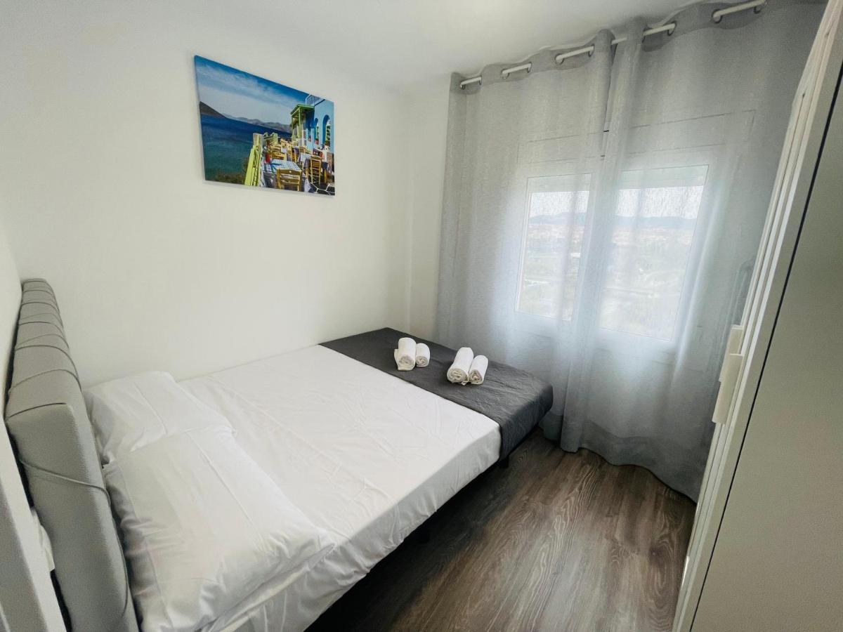 Barca 5 New Beach Apartment 산트 아드리아 데 베소스 외부 사진