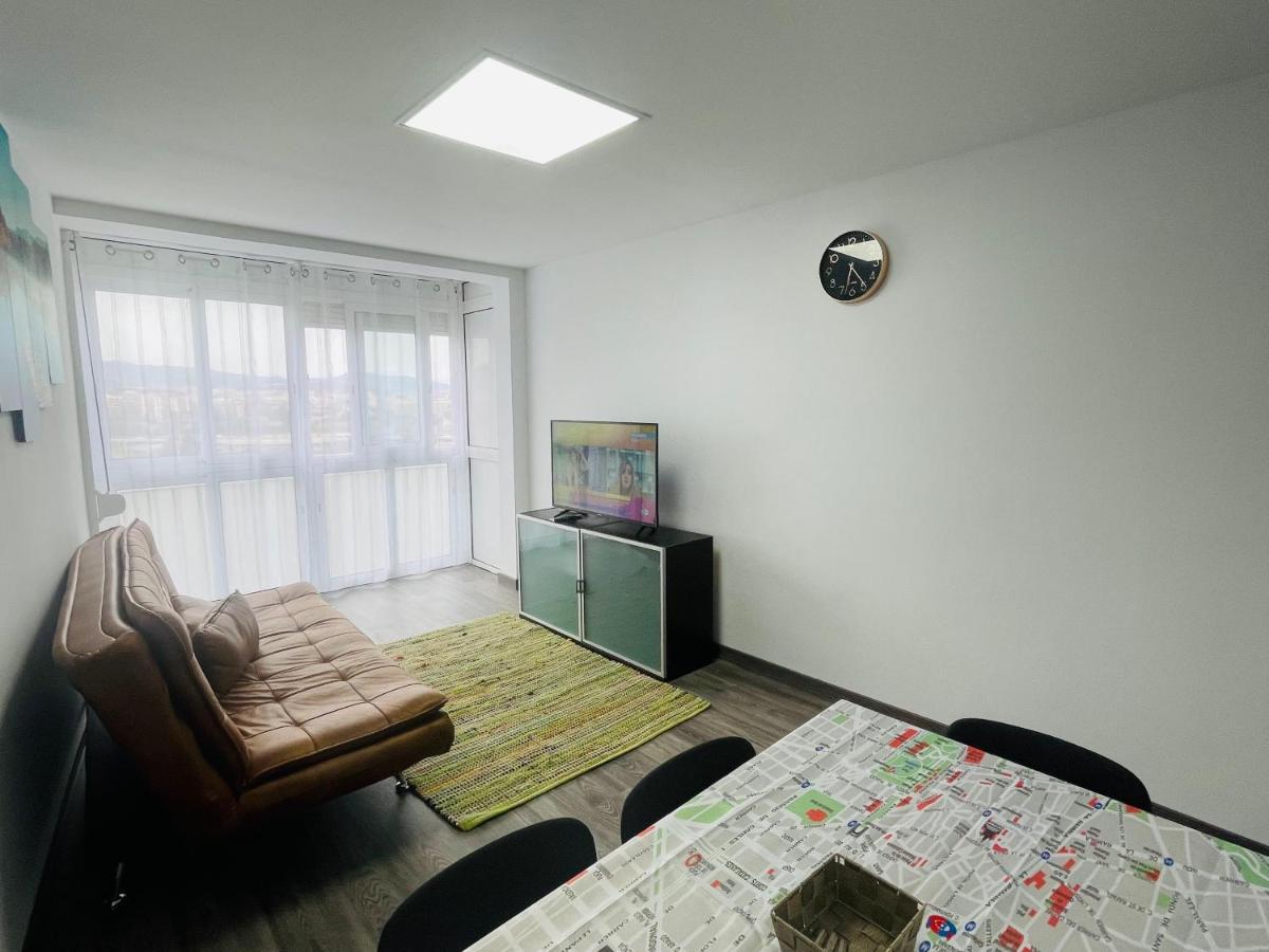 Barca 5 New Beach Apartment 산트 아드리아 데 베소스 외부 사진