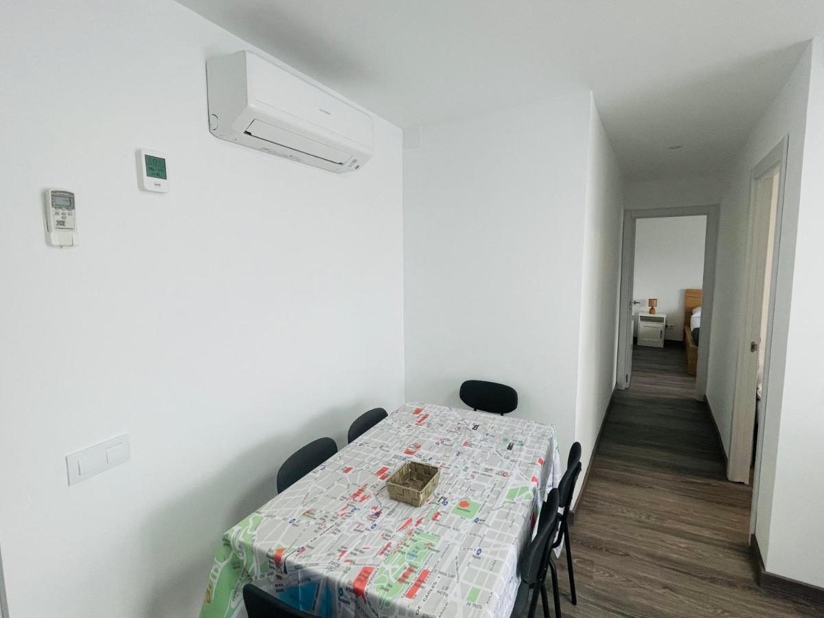 Barca 5 New Beach Apartment 산트 아드리아 데 베소스 외부 사진