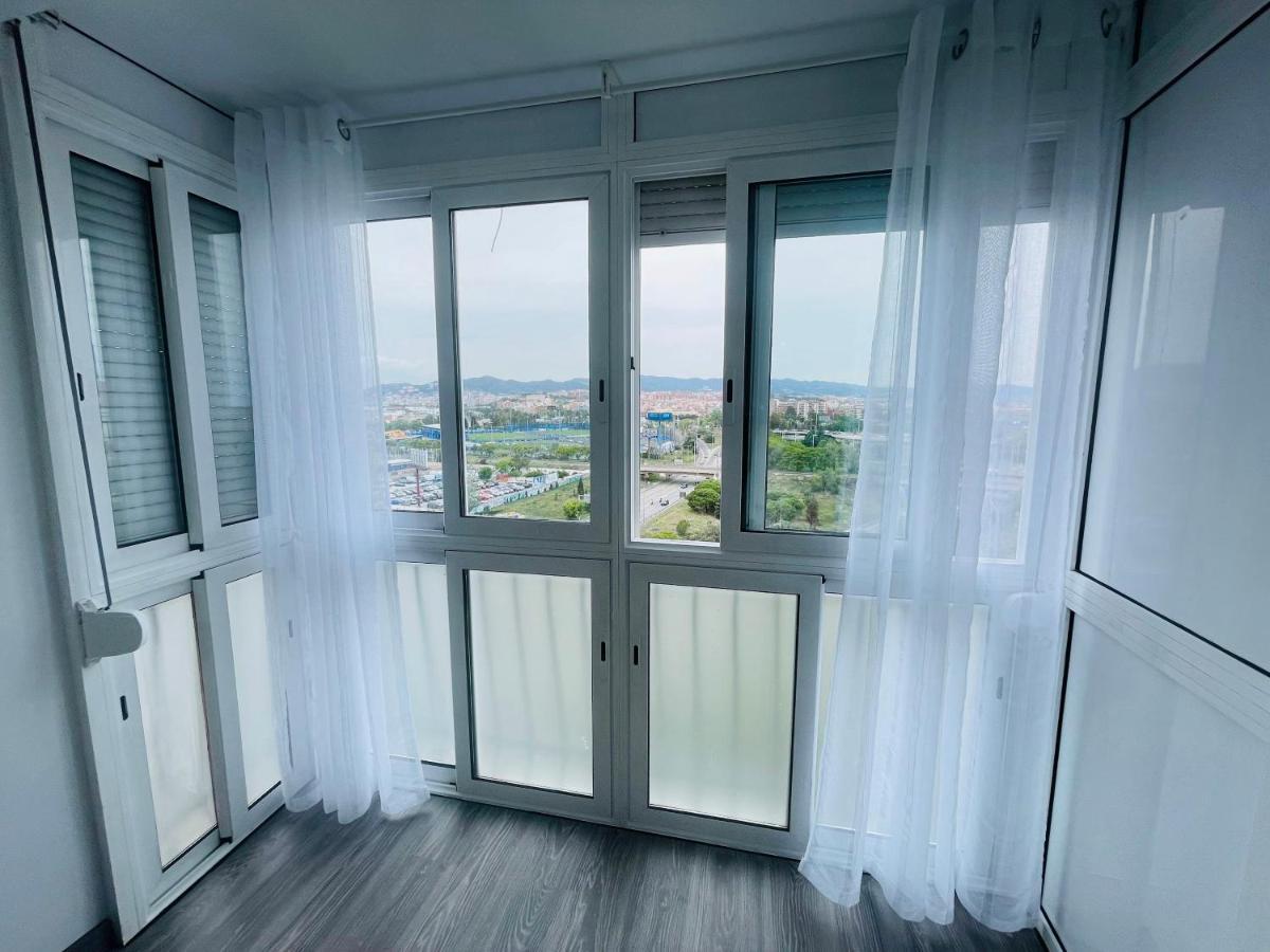 Barca 5 New Beach Apartment 산트 아드리아 데 베소스 외부 사진