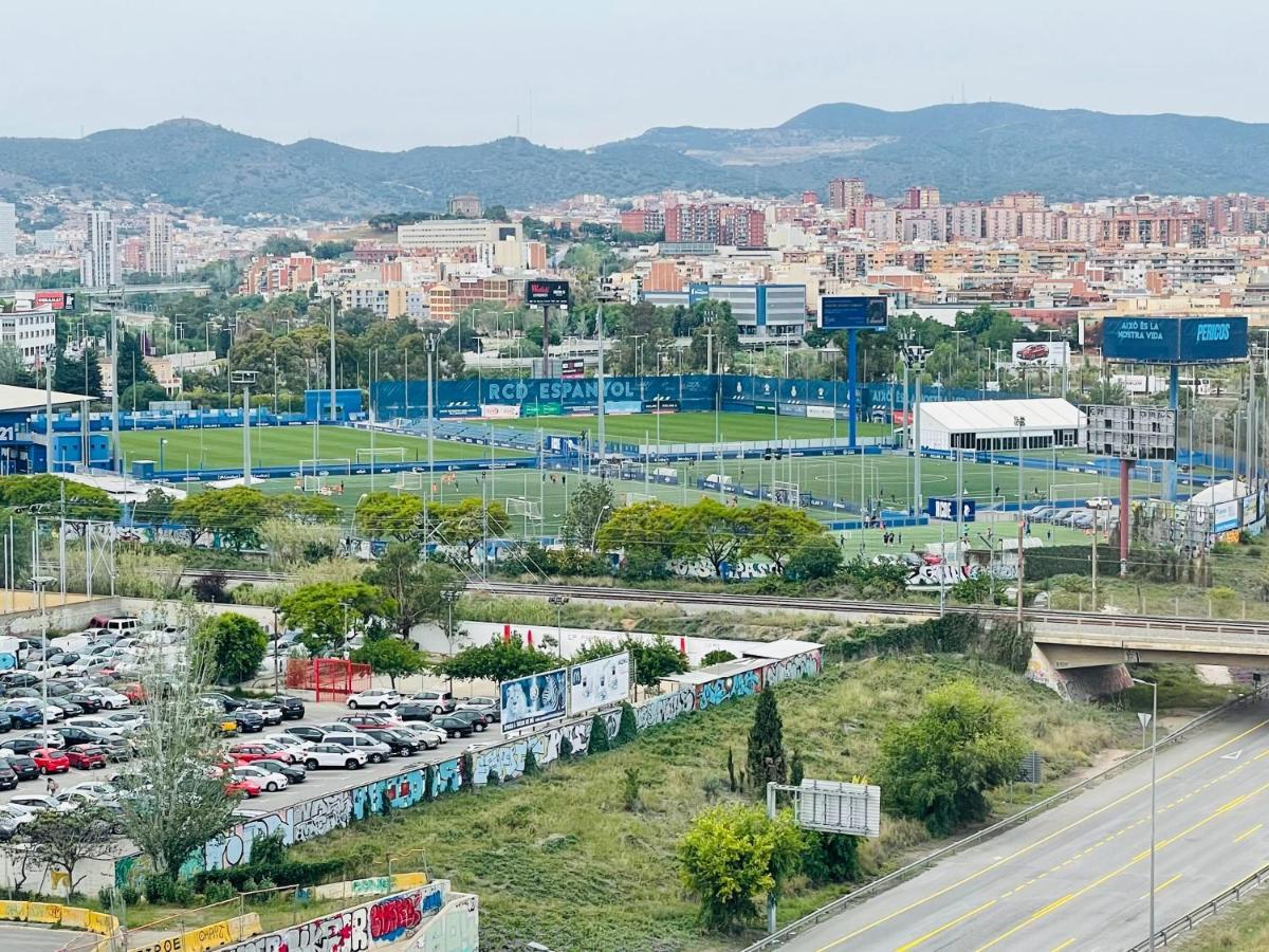 Barca 5 New Beach Apartment 산트 아드리아 데 베소스 외부 사진